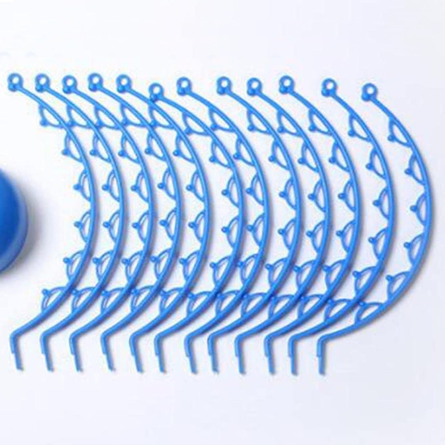 1712 Electric Octopus Claw Scalp Massager Stress Relief Therapeutic Head Scratcher (Battery Operated Not Included Battery Mix Color 1 Pc)