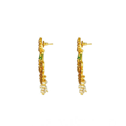 Women's Rose Gold Plated Alloy Kundan Earrings &amp; Mangtikka (Red &amp; Green)