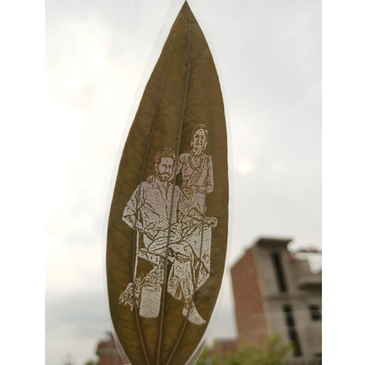 Custom Engraved Leaf Art €“ Personalized Portrait on Natural Leaf