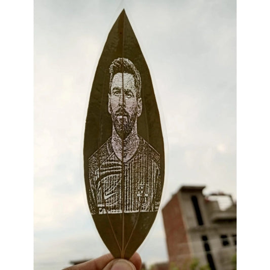 Custom Engraved Leaf Art €“ Football Player Portrait on Natural Leaf