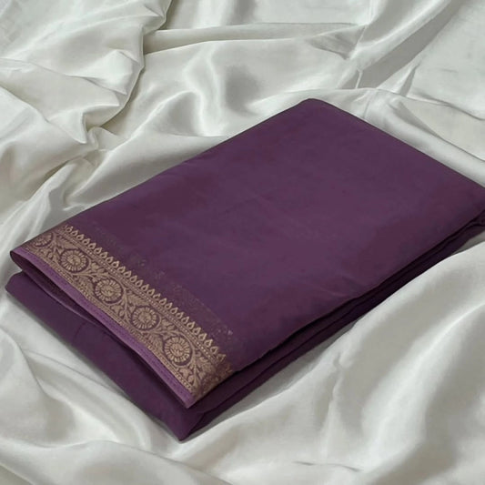 Women's Crepe Chit Pallu Solid Saree With Unstitched Blouse 5.5Mtr (Violet)