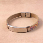 Fashionable hand bracelet with sleek and colorful woven design