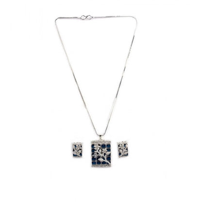 Women's Brass Silver Plated Pendant Set (Blue)