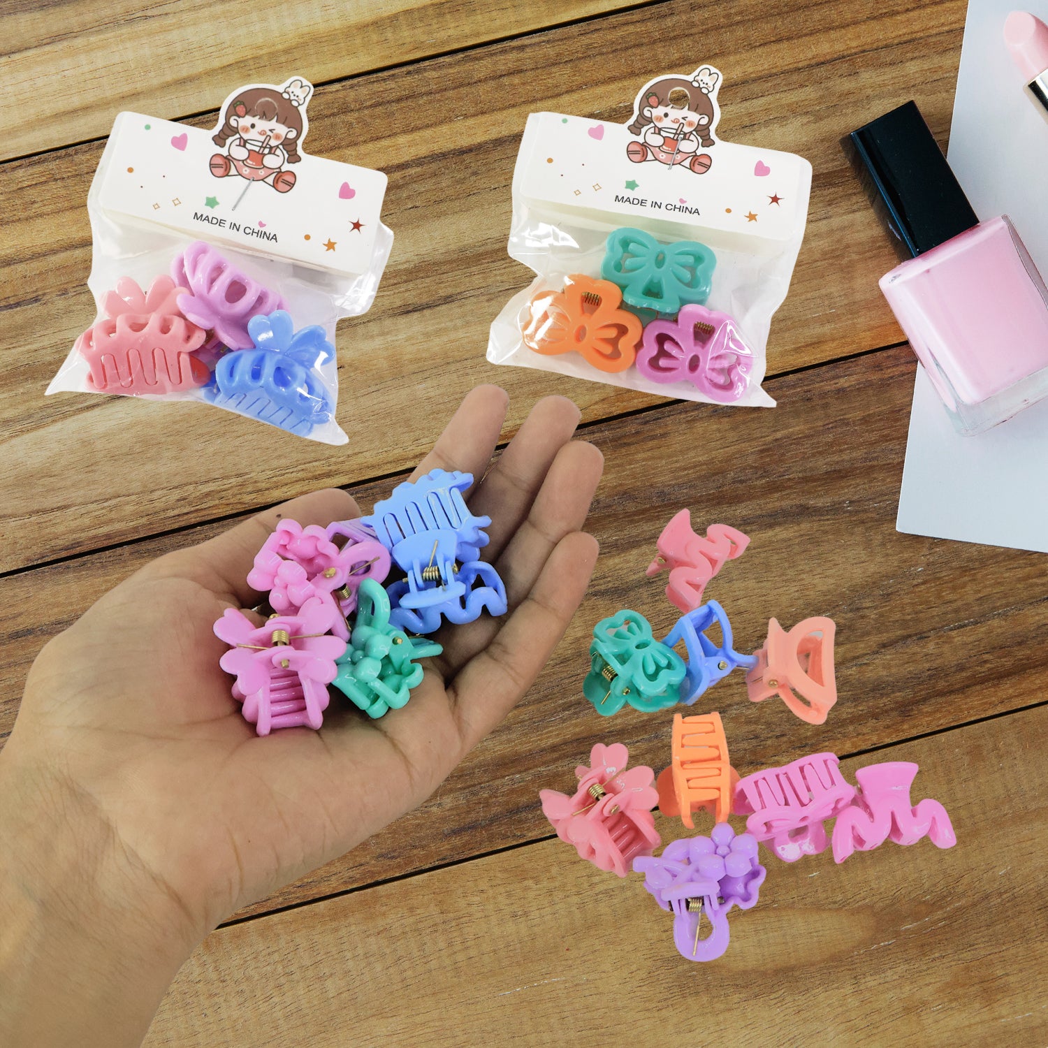 Plastic Small Hair Clips For Girls Kids Hair Accessories (3 Pcs Set  Mix Color  Design)