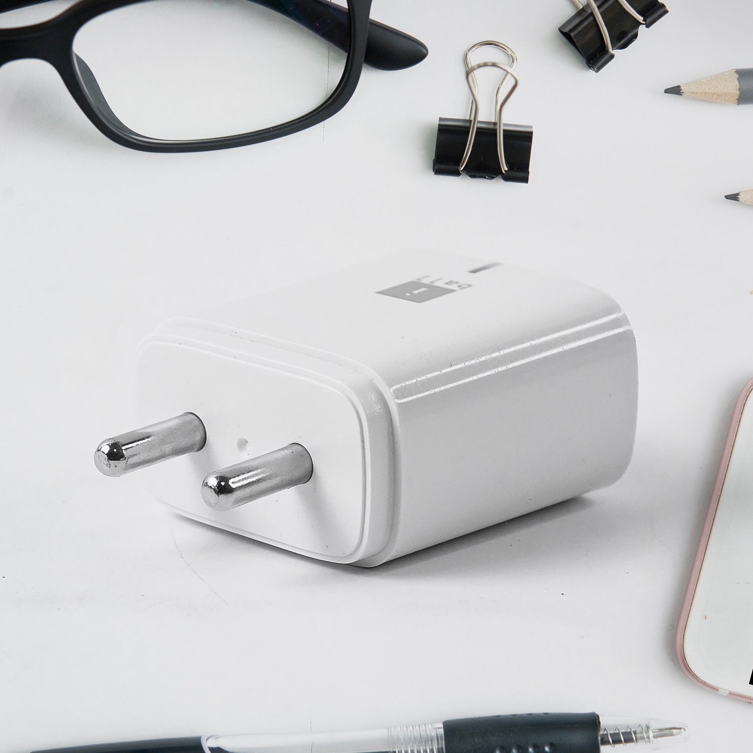 Iball Dual Usb Wall Charger 5v3.1a  High-speed Dual Port Fast Charging Adapte (1 Pc)