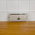Fashionable and durable pencil case for students and professionals