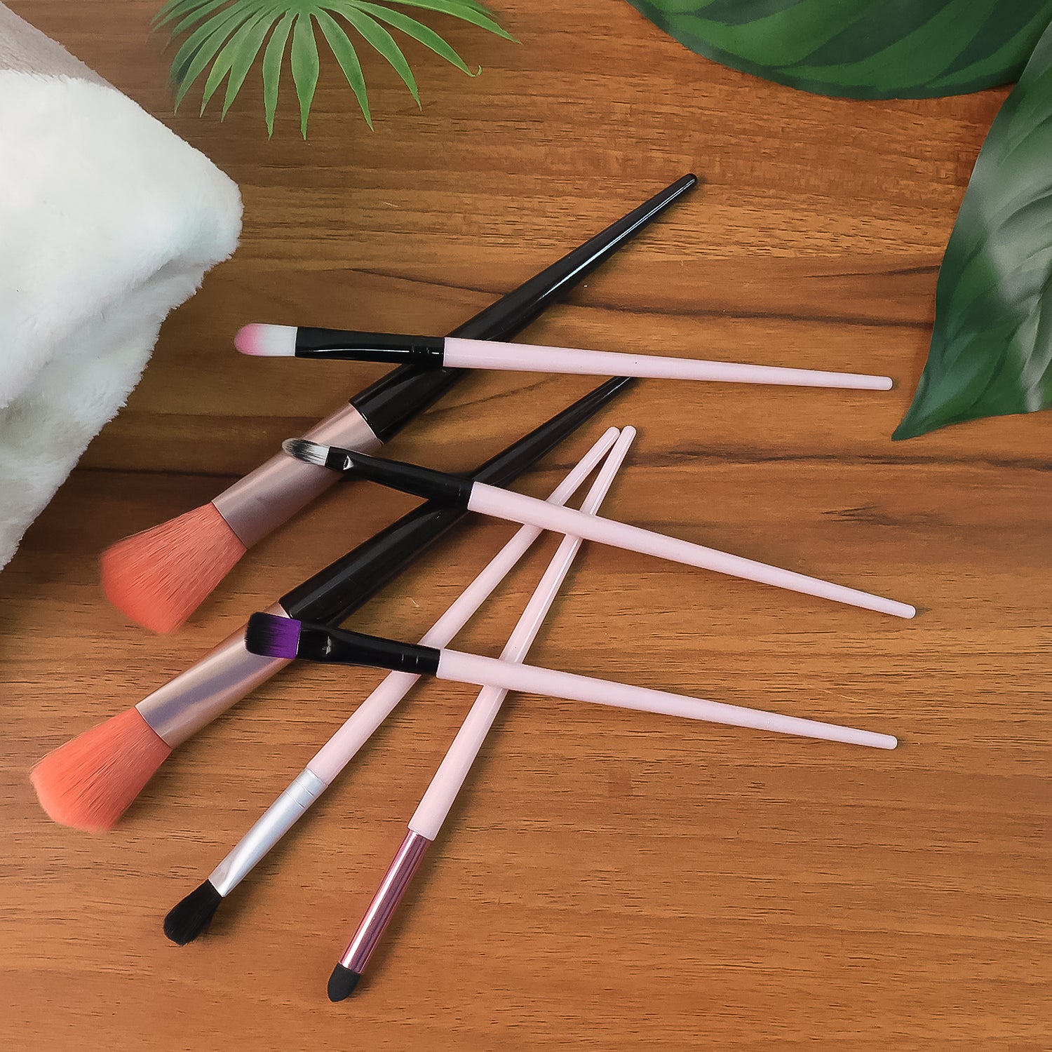 Professional Soft Makeup Brush Set (7 Pc)