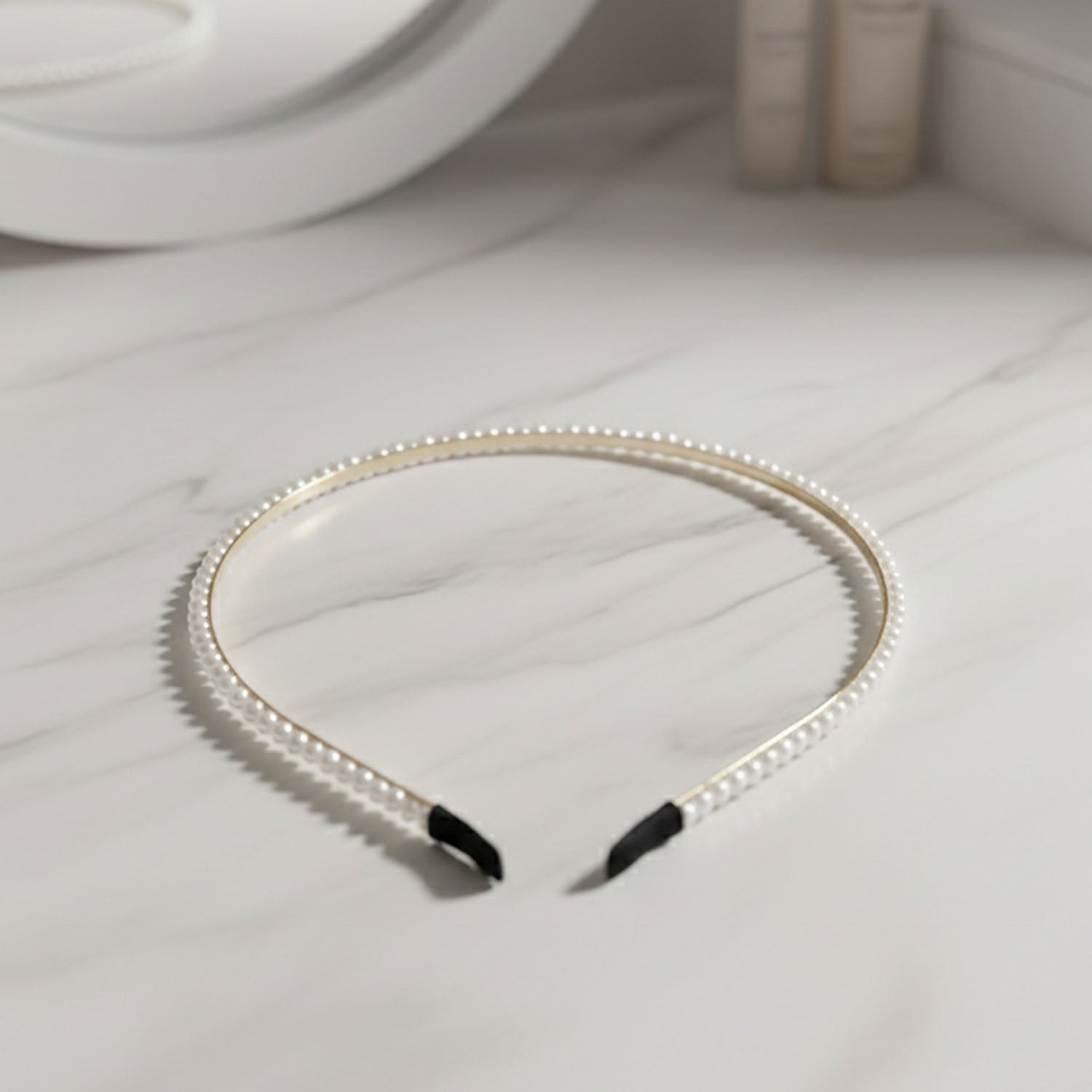 Elegant Pearl Beaded Slim Golden Metal Hair Band (1 Pc)